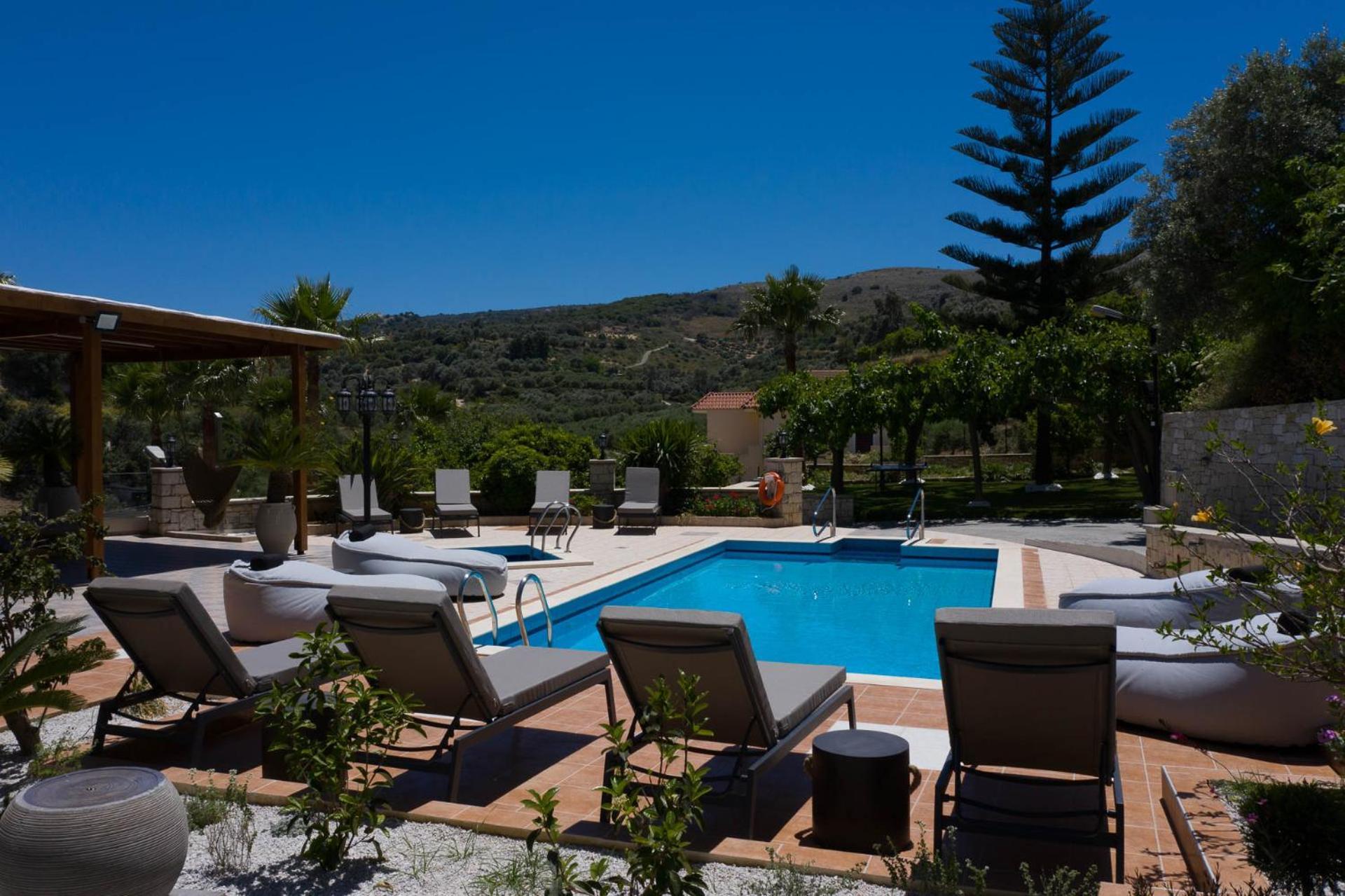 Kipo Paradiso Spa, Yoga & Gym Resort Kirianna Buitenkant foto